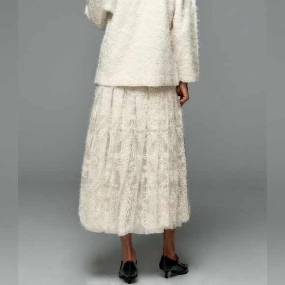 ZARA SEQUIN EMBROIDERED SKIRT - S - Picture 5 of 11